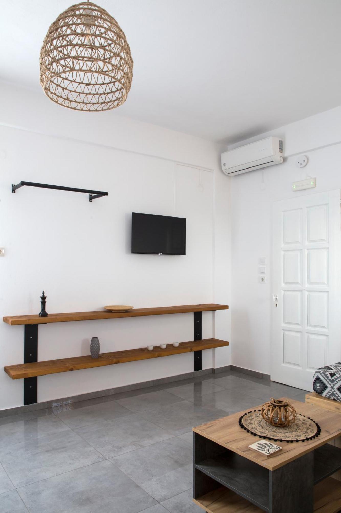 Paros King Aparthotel Aliki  Exterior photo